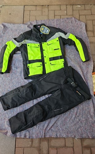 Neuwertige motorrad kombi - neuwertige,