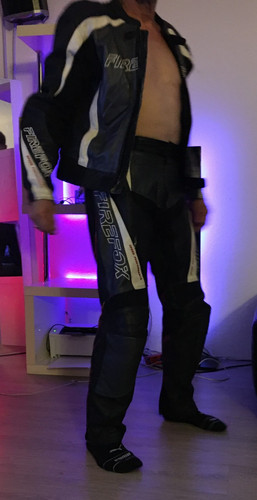 Gay lederkombi schw - gay"le,